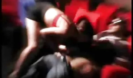 دو لزبین ویبراتور جدید سه کیردریک کوس را امتحان کردند