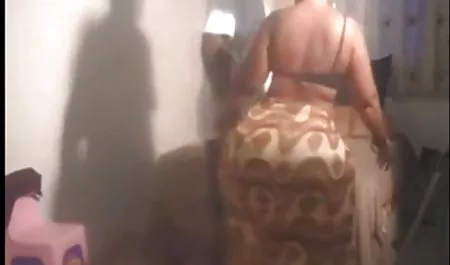 MILF عاشق تهیه عکس سکسی کوس گشاد کننده در بازیگران شد