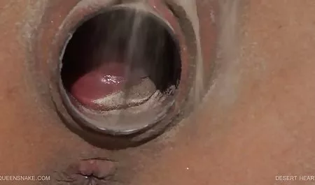 فاحشه ناراضی بچه ها را از جاده عكس كوس و كون دور می کند