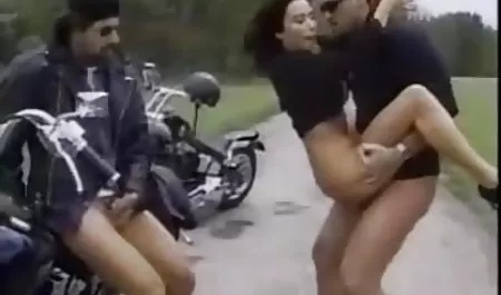 دختر شغل می خواهد سرگرم کننده عكس كس الكسيس باشد.
