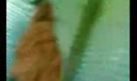 زن جوان گریم عكس كوس و كون کرد