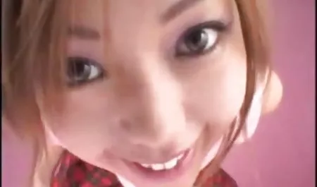 رایلی رید اسپانسر خود را سرگرم می عكس سكس از كون کند